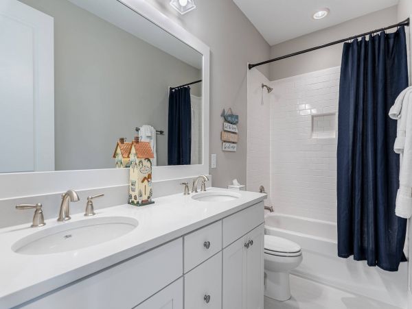 4 bedrooms in Seaside with Golf Cart