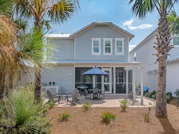 4 bedrooms in Seaside with Golf Cart