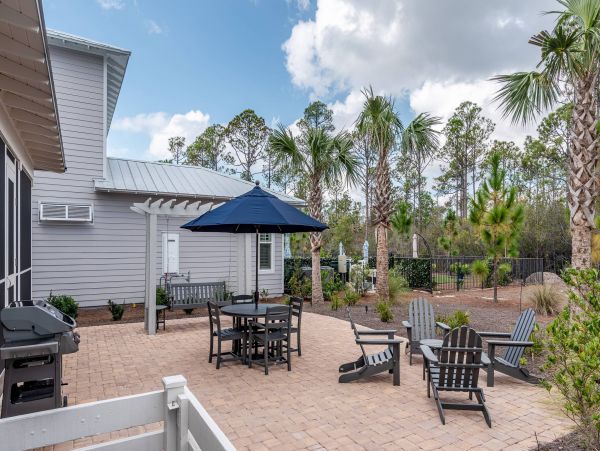 4 bedrooms in Seaside with Golf Cart