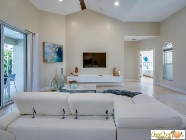 Cape Coral Home 974003