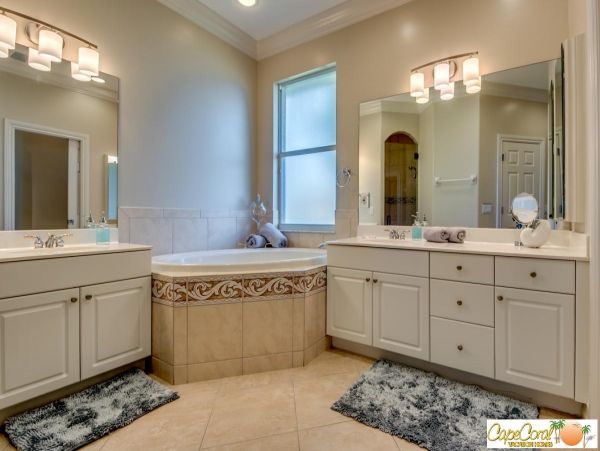 Cape Coral Home 974003