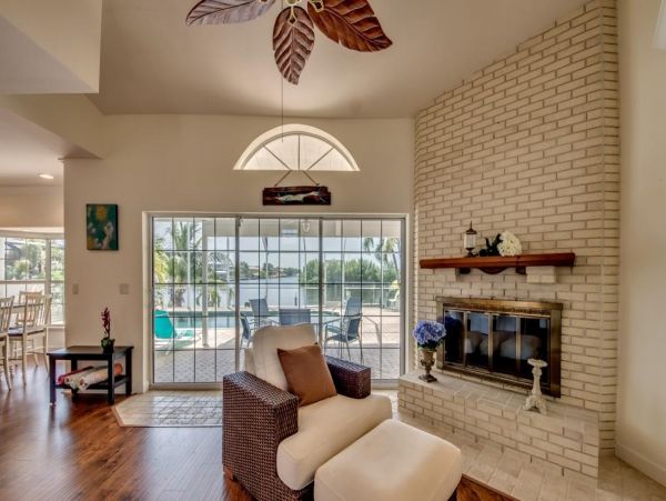 Canalfront Vacation Home in Cape Coral with Pool & Boat Dock