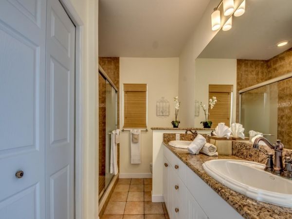 Canalfront Vacation Home in Cape Coral with Pool & Boat Dock