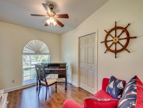 Canalfront Vacation Home in Cape Coral with Pool & Boat Dock