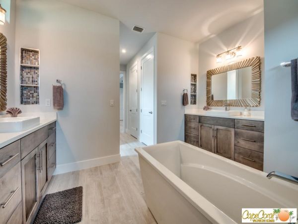 Cape Coral Home 974009