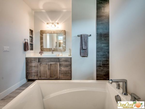 Cape Coral Home 974009