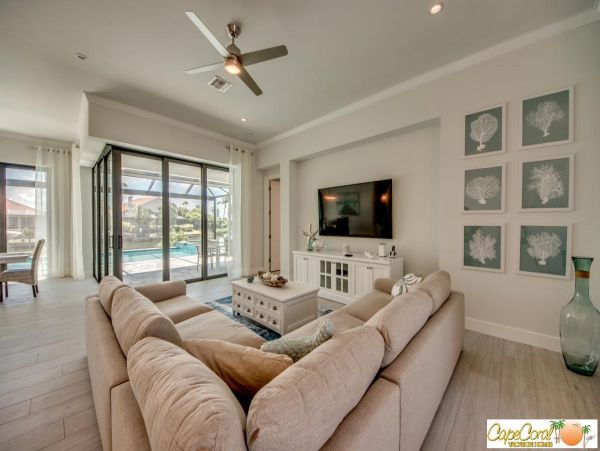 Cape Coral Home 974010