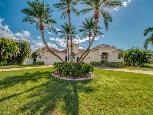 Cape Coral Luxury Vacation Rental Gulf Access Waterfront Estate
