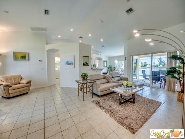 Cape Coral Home 974019