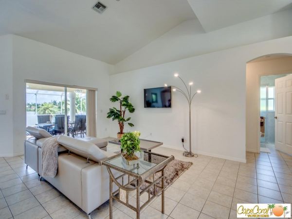 Cape Coral Home 974019