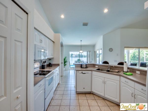 Cape Coral Home 974019