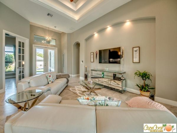 Cape Coral Home 974022