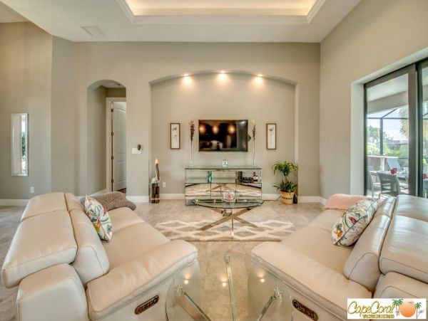 Cape Coral Home 974022