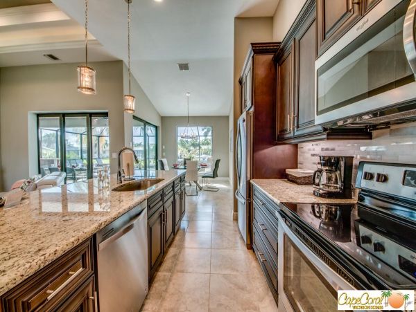 Cape Coral Home 974022