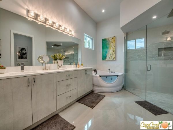 Cape Coral Home 974024