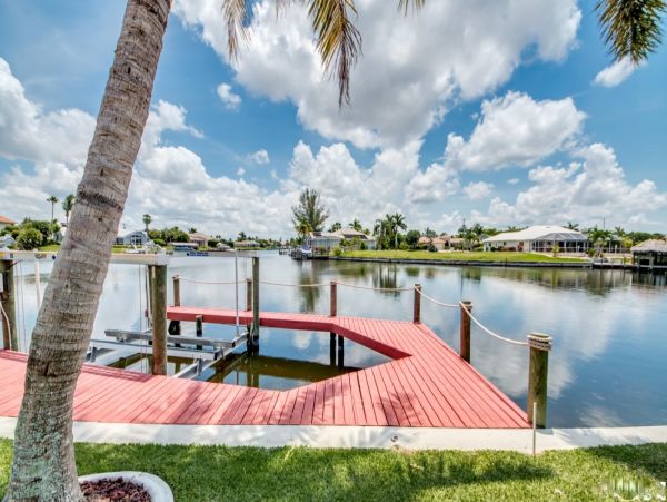 Cape Coral Luxury Vacation Pool Home Four Bedroom