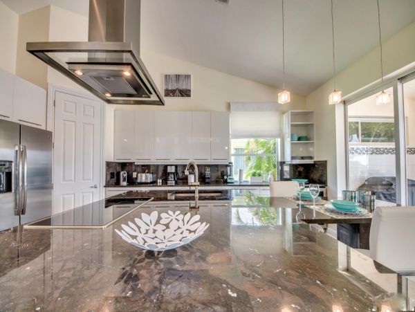 Cape Coral Luxury Vacation Pool Home Four Bedroom
