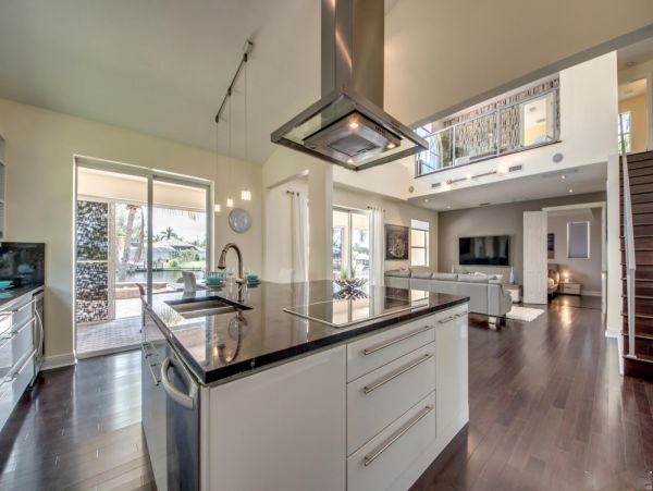 Cape Coral Luxury Vacation Pool Home Four Bedroom