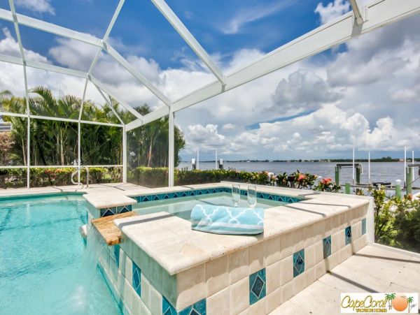 Cape Coral Home 974032