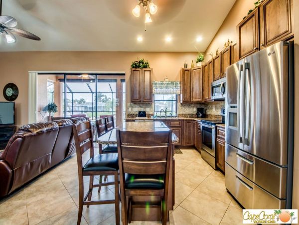 Cape Coral Home 974035