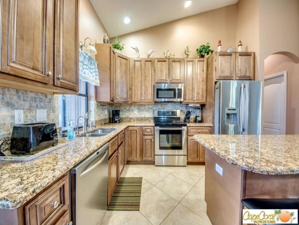 Cape Coral Home 974035