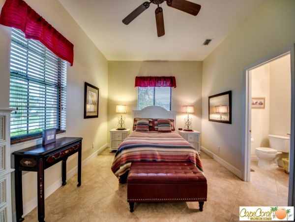 Cape Coral Home 974035