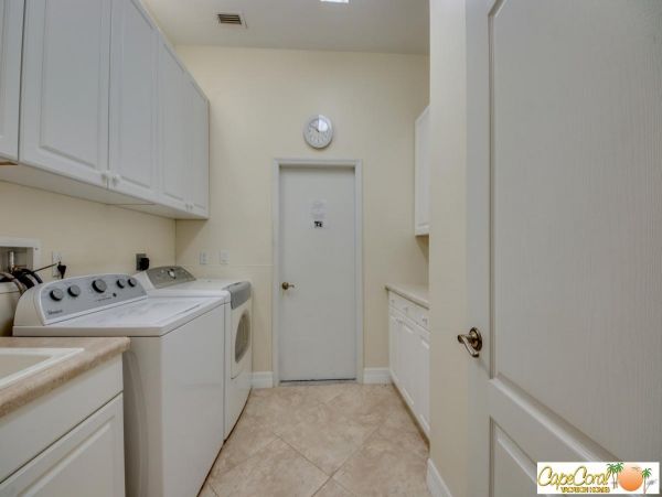 Cape Coral Home 974035