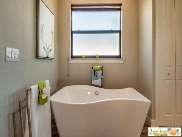 Cape Coral Home 974038