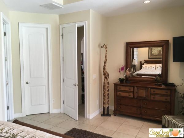 Cape Coral Home 974039