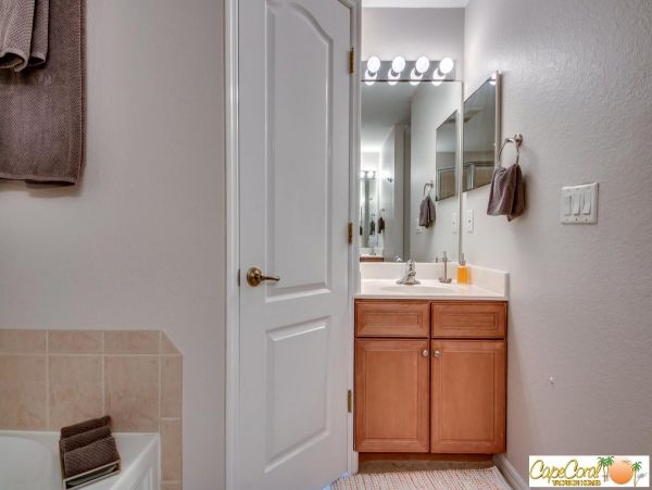 Cape Coral Home 974040