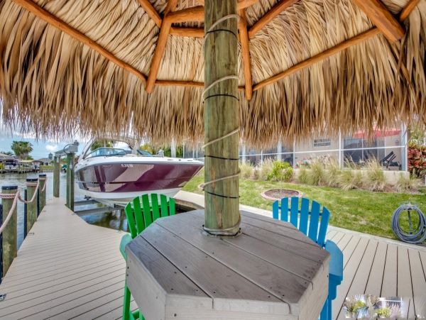 Cape Coral Vacation Home Three Bedrooms & Private Caged Pool