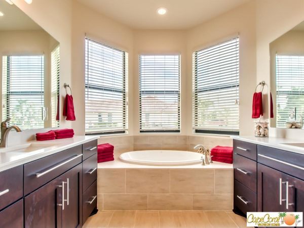 Cape Coral Home 974046