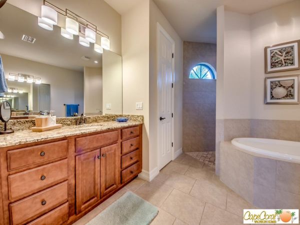 Cape Coral Home 974054