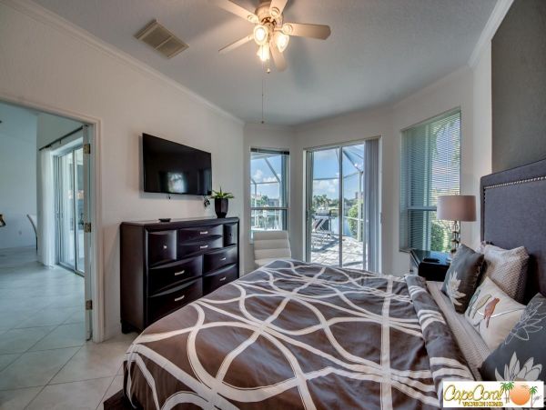 Cape Coral Home 974059