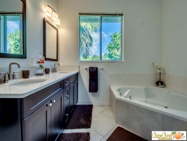 Cape Coral Home 974059