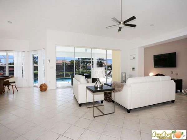 Cape Coral Home 974065