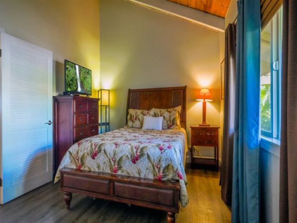 Luxurious Waimea Vacation Rental with Ocean Views