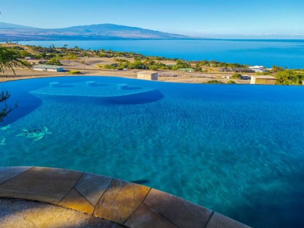 Luxurious Waimea Vacation Rental with Ocean Views