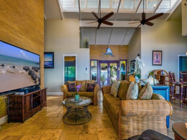 Luxurious Waimea Vacation Rental with Ocean Views