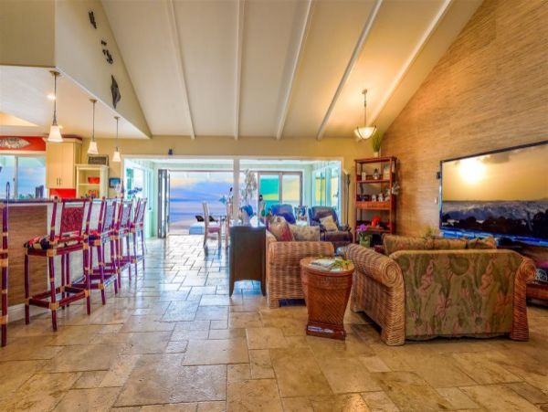 Luxurious Waimea Vacation Rental with Ocean Views