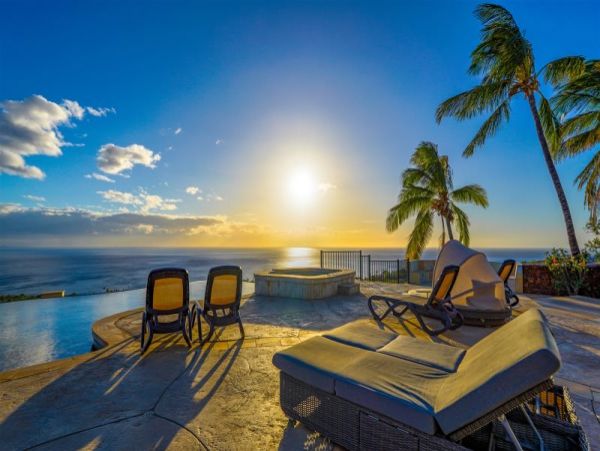 Luxurious Waimea Vacation Rental with Ocean Views