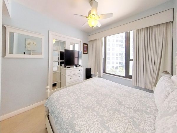 Miami Beach Condo 974105