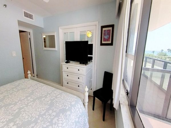 Miami Beach Condo 974105