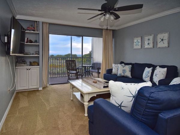 Gulf Front Siesta Key Vacation Condo Two Bedroom