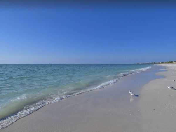Gulf Front Siesta Key Vacation Condo Two Bedroom