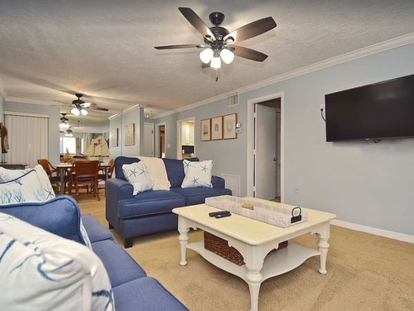 Gulf Front Siesta Key Vacation Condo Two Bedroom