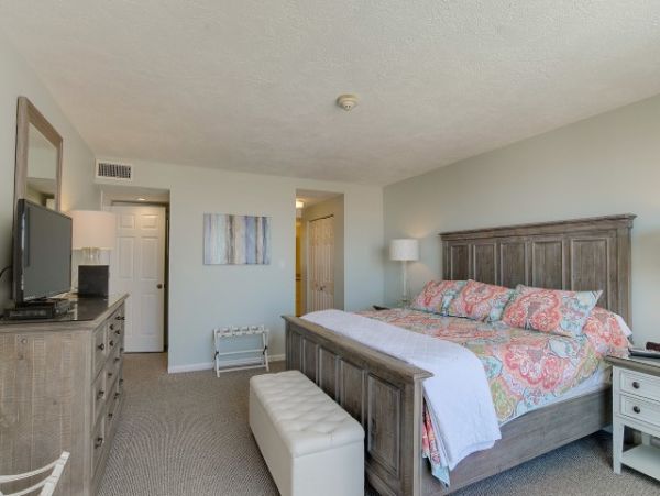 Gulf Views Siesta Key Vacation Condo Two Bedroom