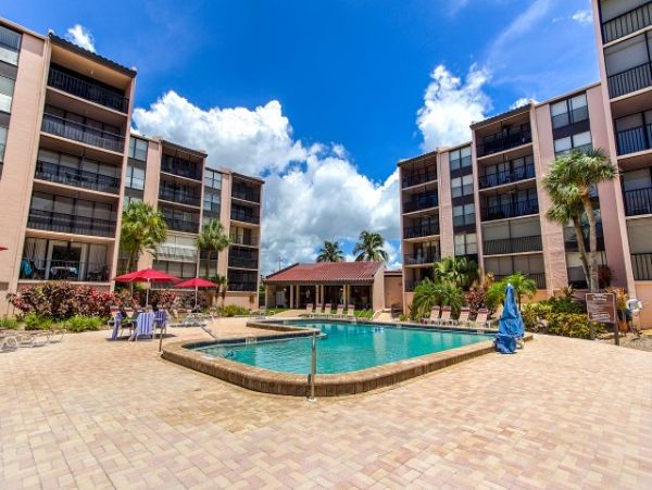 Gulf Views Siesta Key Vacation Condo Two Bedroom