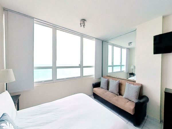 Miami Beach Condo 974178