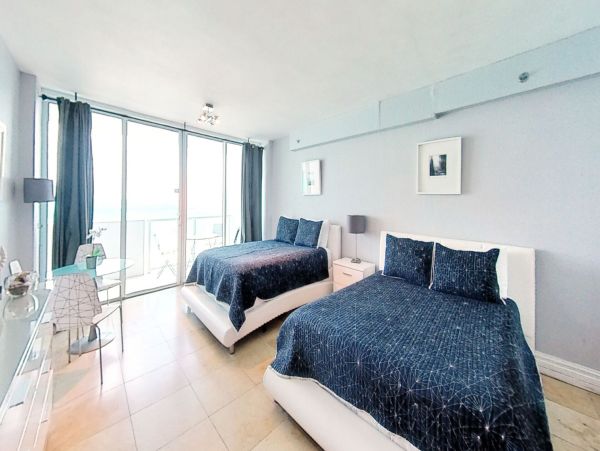 Miami Beach Condo 974182